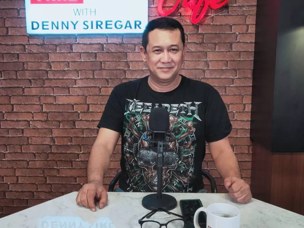 Pegiat media sosial, Denny Siregar. (photo/Instagram/@dennysirregar)