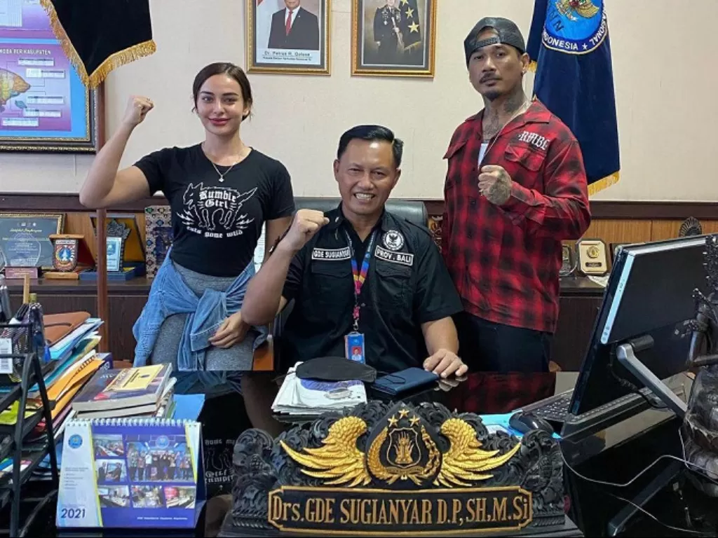 Jerinx dan istrinya, Nora Alexander ditunjuk sebagai duta anti narkoba oleh BNNP Bali. (Instagram/@ncdpapl)