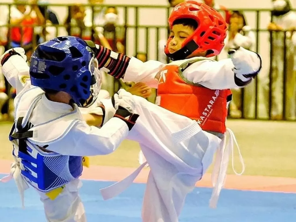 Aksi Jan Ethes dalam lomba taekwondo (Instagram/gibran_rakabuming)