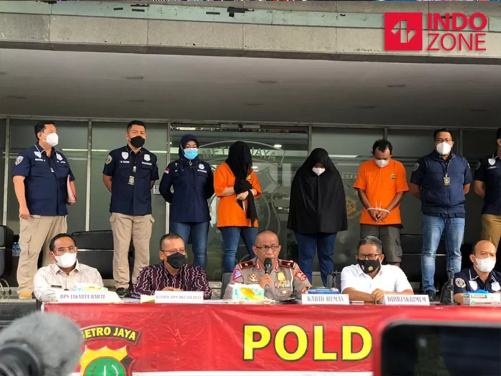 Konferensi pers Polda Metro kasus mafia tanah Nirina Zubir di Polda Metro Jaya, Jakarta. (INDOZONE/Samsudhuha Wildansyah)