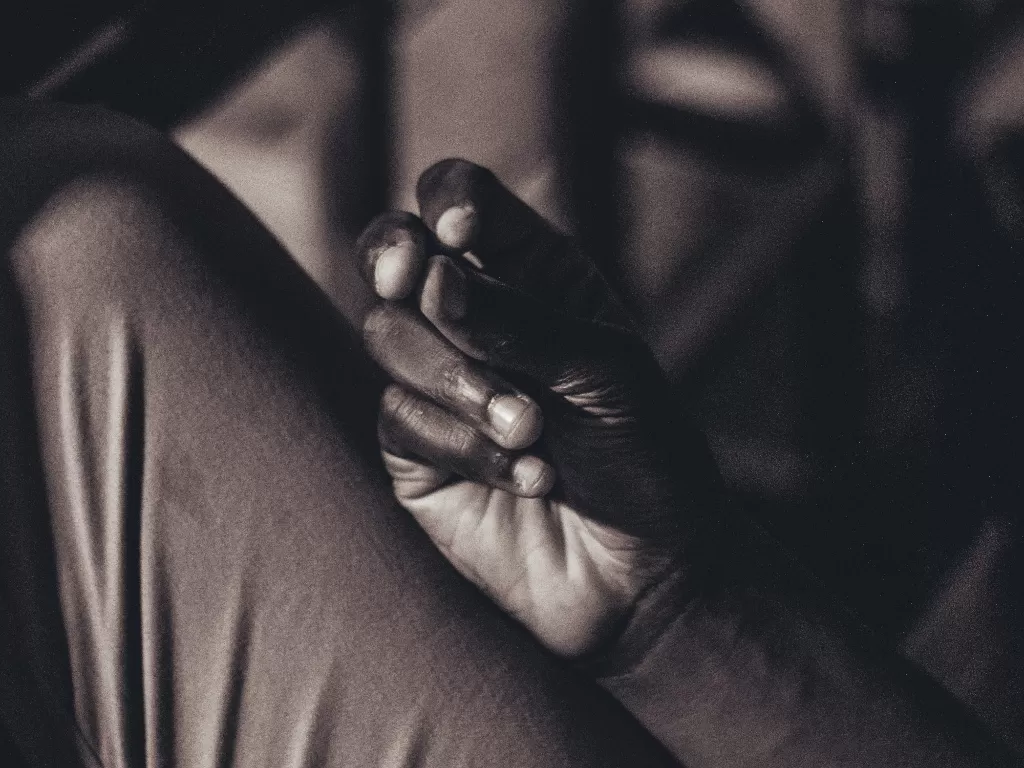 Ilustrasi menjentikkan jari. (Photo by Kreative Kwame on Unsplash)