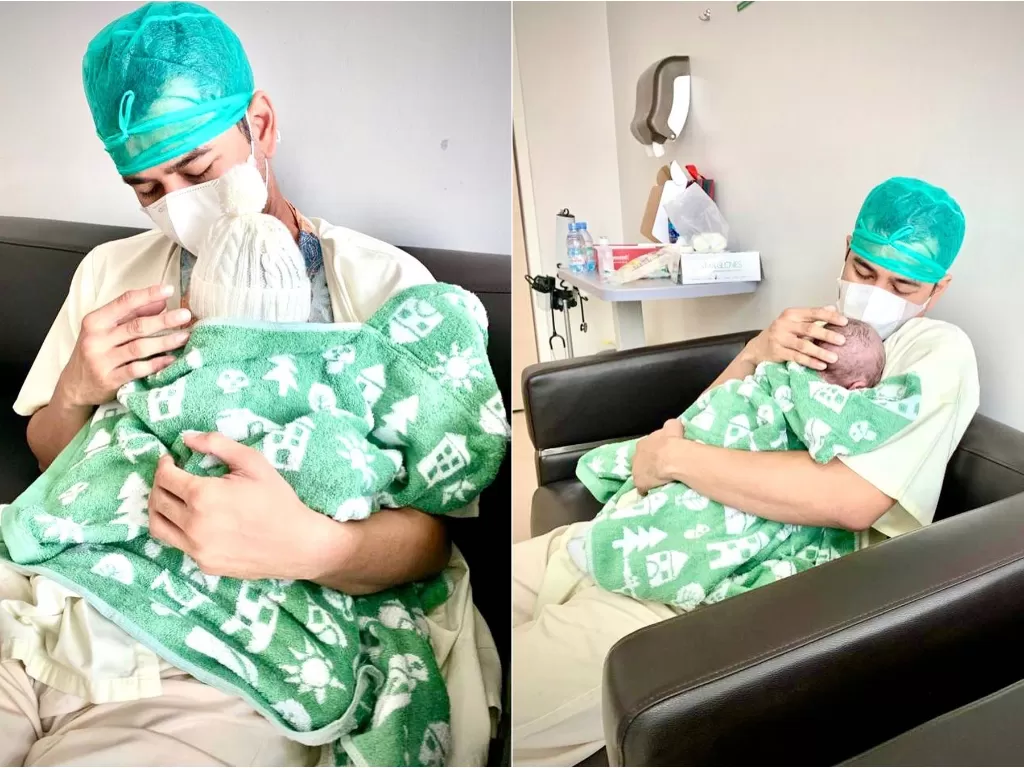 Raffi Ahmad saat menggendong anak keduanya. (Instagram/raffinagita1717)