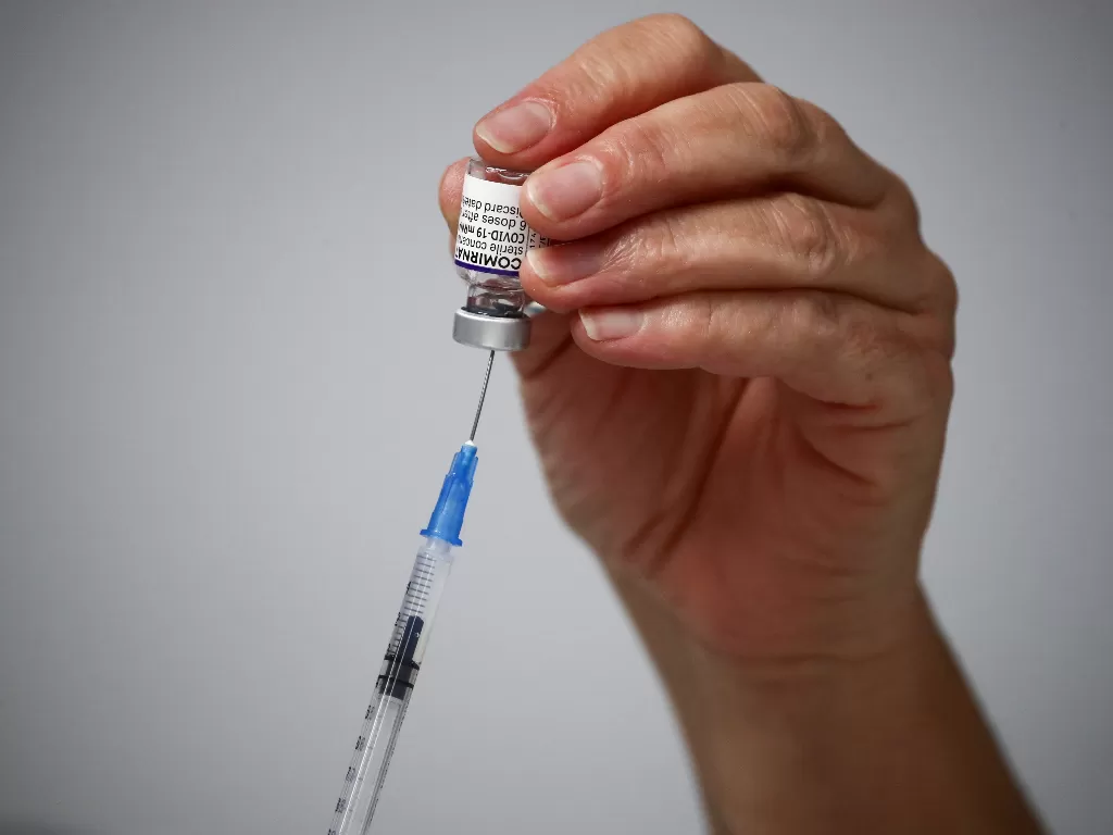 Vaksin Pfizer (REUTERS/SERGIO PEREZ)