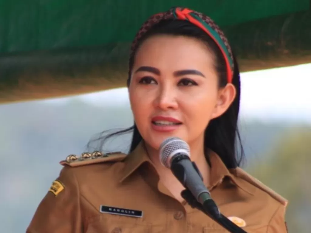 Mengenal Bupati Cantik Landak Karolin Margret Yang Pernah Diam Diam