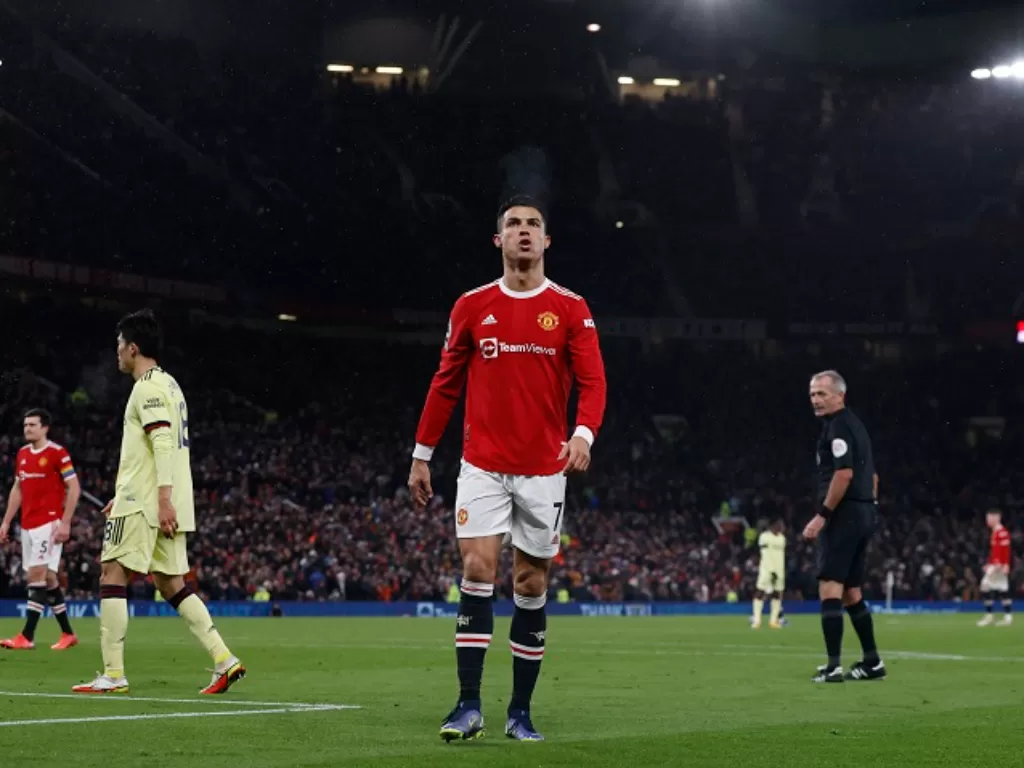 Cristiano Ronaldo jadi pahlawan kemenangan MU atas Arsenal dalam lanjutan Liga Inggris 2021-2022. (REUTERS/Phil Noble)