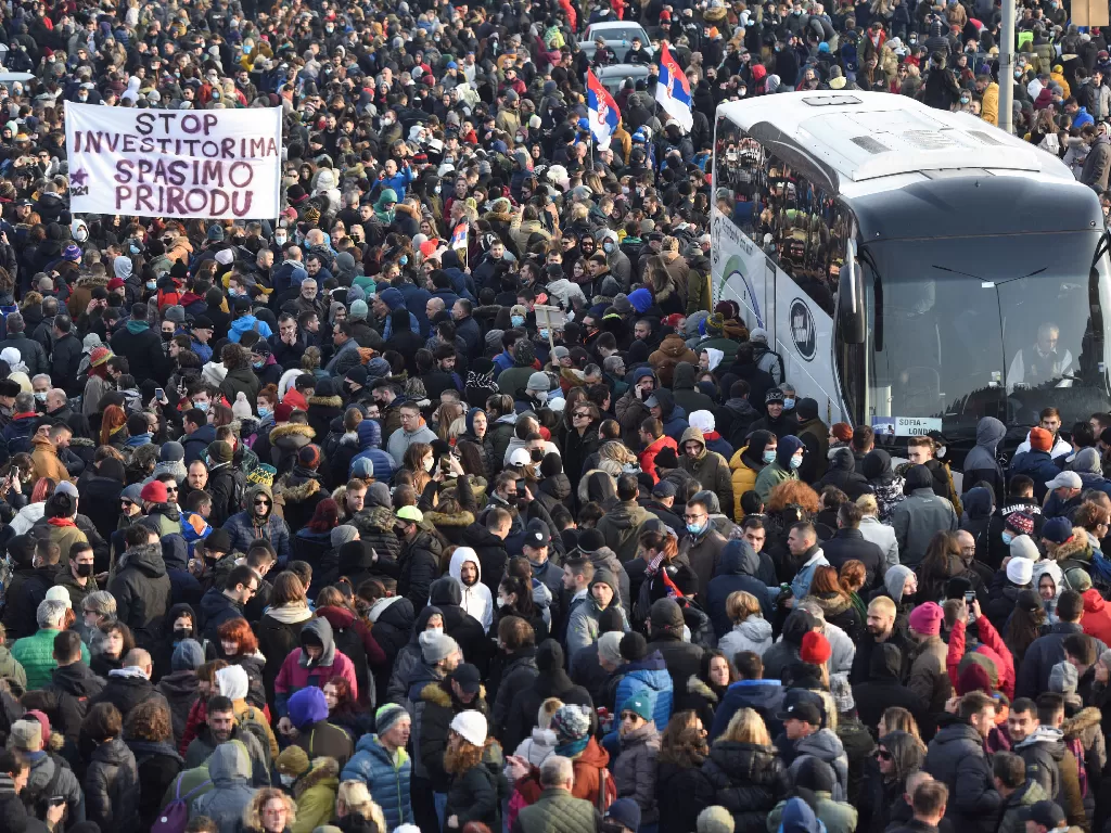Protes di Serbia. (REUTERS/Zorana Jevtic)