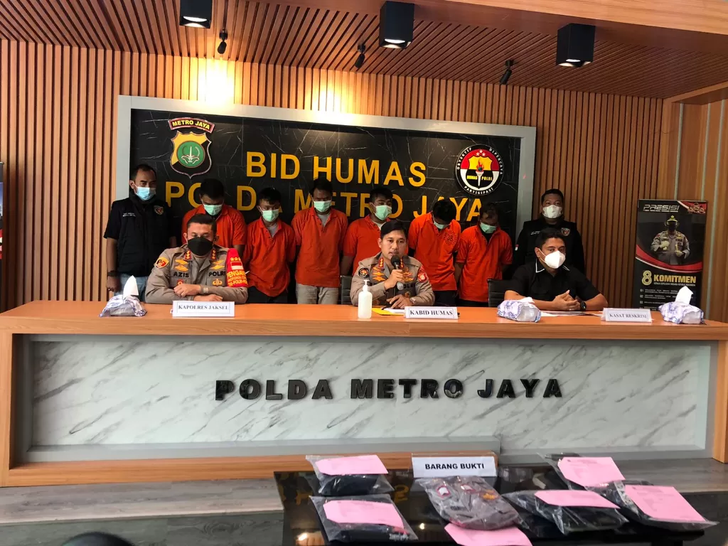 Konferensi pers kasus pengeroyokan polisi di Pondok Indah, di Mapolda Metro Jaya, Jakarta. (INDOZONE/Samsudhuha Wildansyah)
