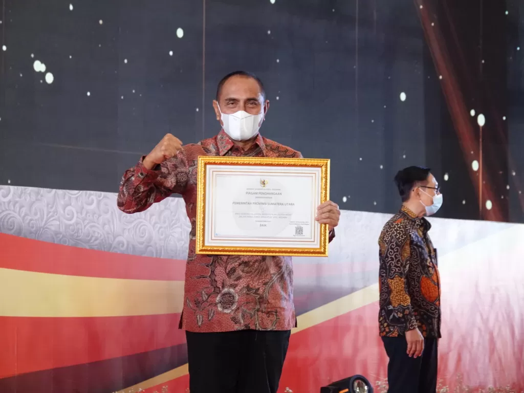 Provinsi Sumatera Utara (Sumut) mendapat Anugerah Meritokrasi kategori baik dari Komisi Aparatur Sipil Negara (KASN) terkait penerapan sistem Merit bagi Aparatur Sipil Negara (ASN). Piagam penghargaan diterima langsung Gubernur Sumut Edy Rahmayadi di Hote
