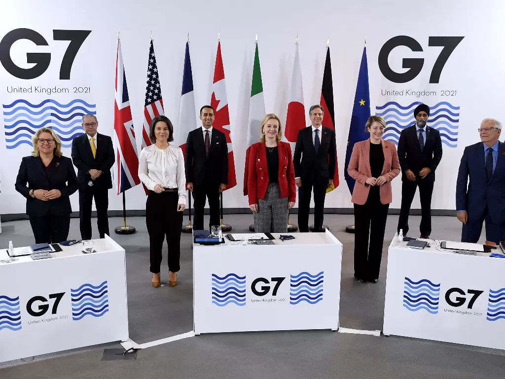 Sejumlah pejabat negara peserta dalam pertemuan G7. (Olivier Douliery/Pool via REUTERS)