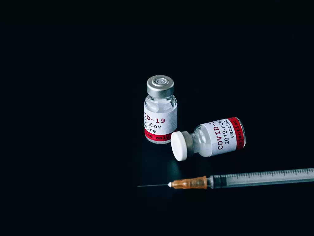 Ilustrasi Vaksin Merah Putih (Foto oleh Nataliya Vaitkevich dari Pexels)
