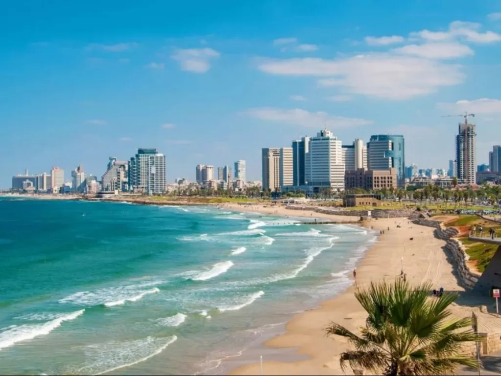 Pantai di Tel Aviv. (Roadaffair)