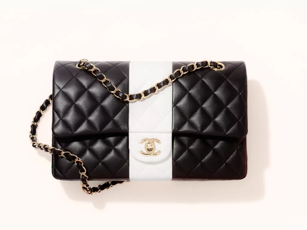 Tas classic bag milik Chanel. (photo/Ilustrasi/Dok. Chanel)