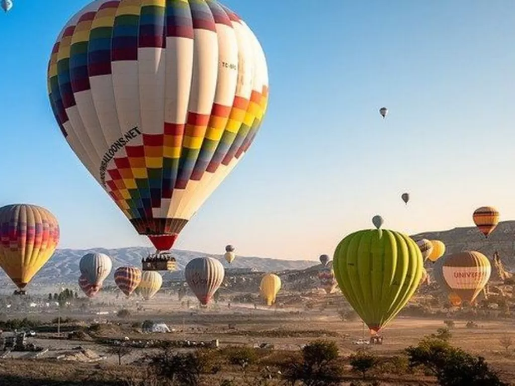 Wisata balon udara Cappadocia. (Pixabay)
