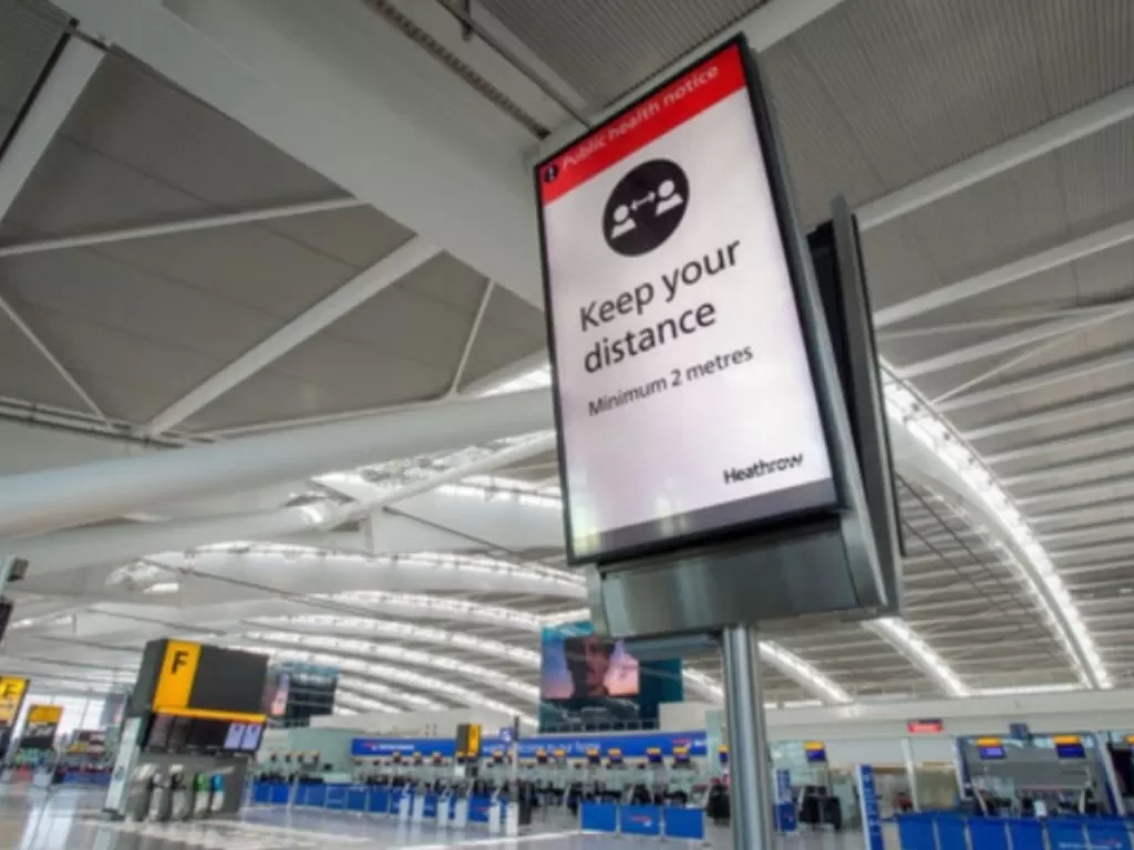 Tampilan bandara di Inggris. (photo/Dok. Breaking Travel News)