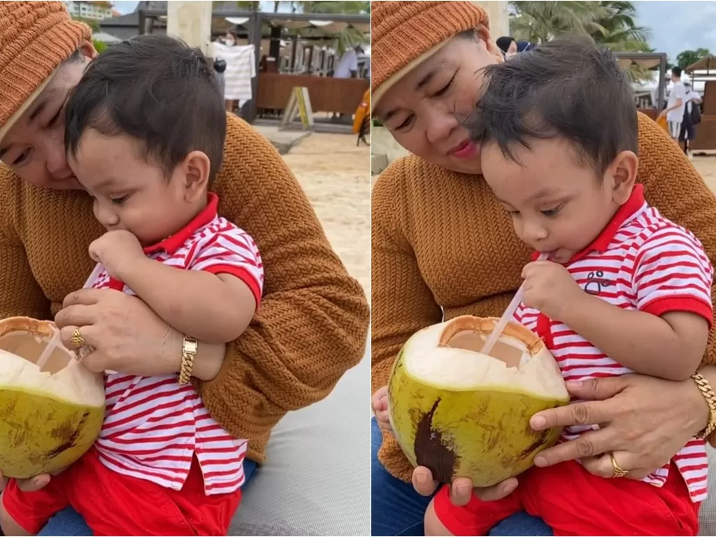 Gala Sky minum es kelapa saat liburan di Bali. (Instagram/@h_faisal__69)
