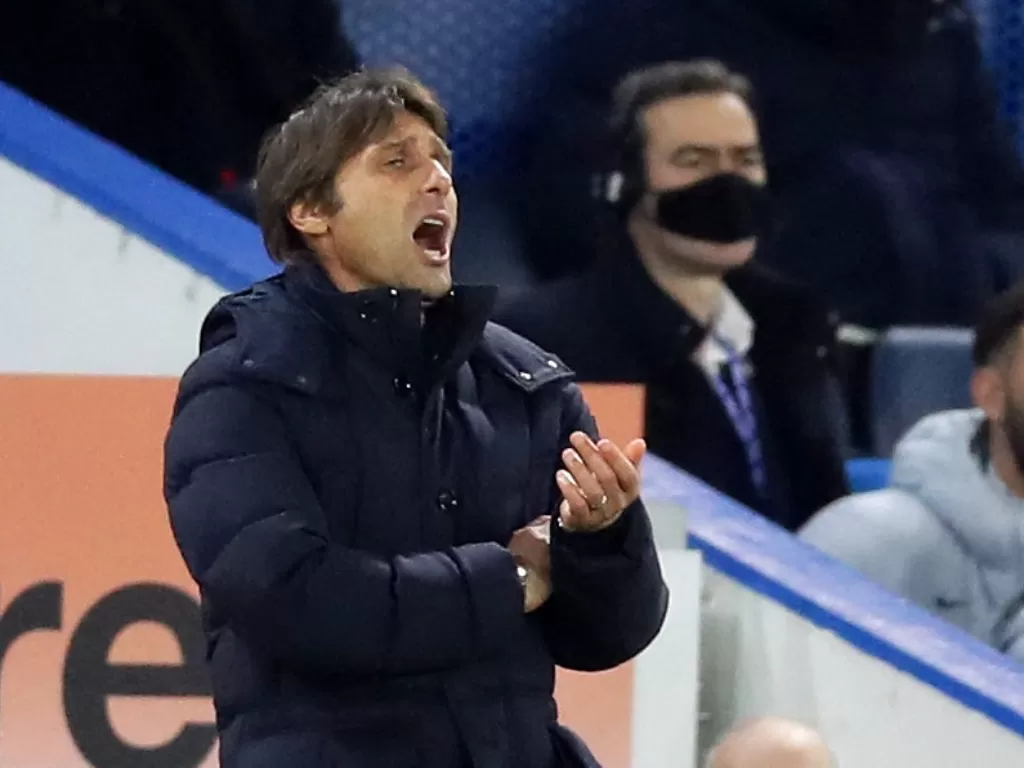 Pelatih Tottenham Hotspur, Antonio Conte. (REUTERS/David Klein)