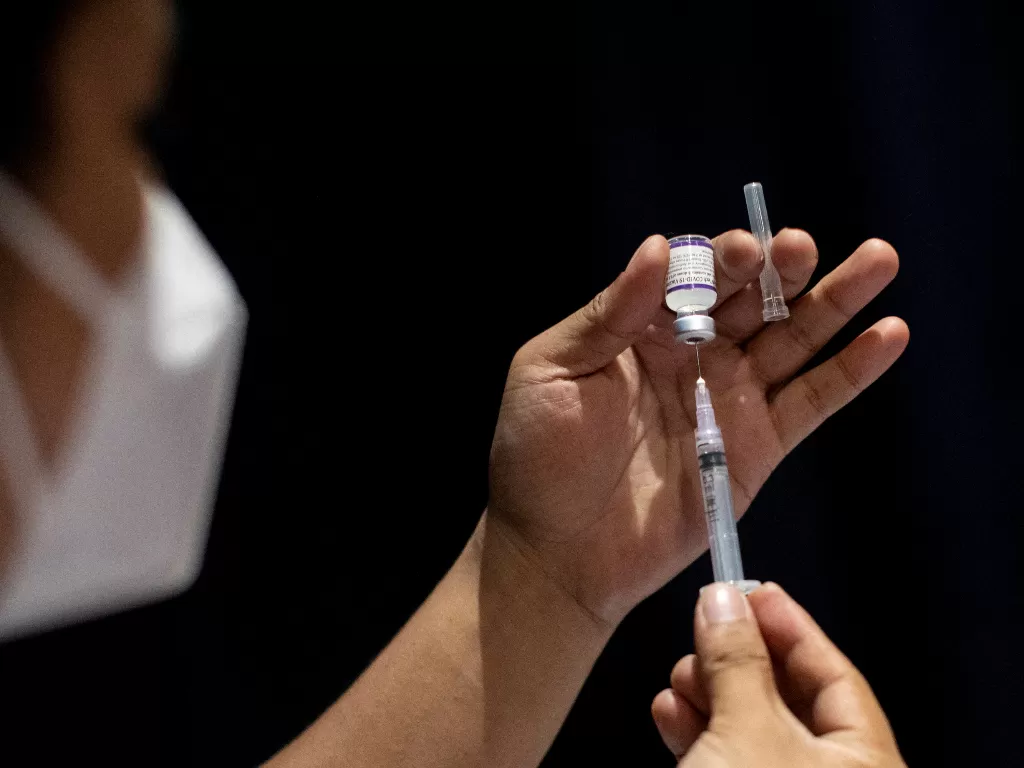 Ilustrasi vaksin COVID-19. (REUTERS/Eloisa Lopez)