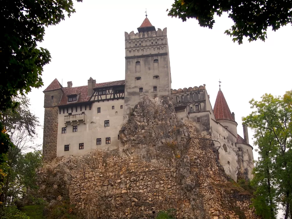 Kastil Drakula di Romania (Fabiola Lawalata/IDZ Creators)