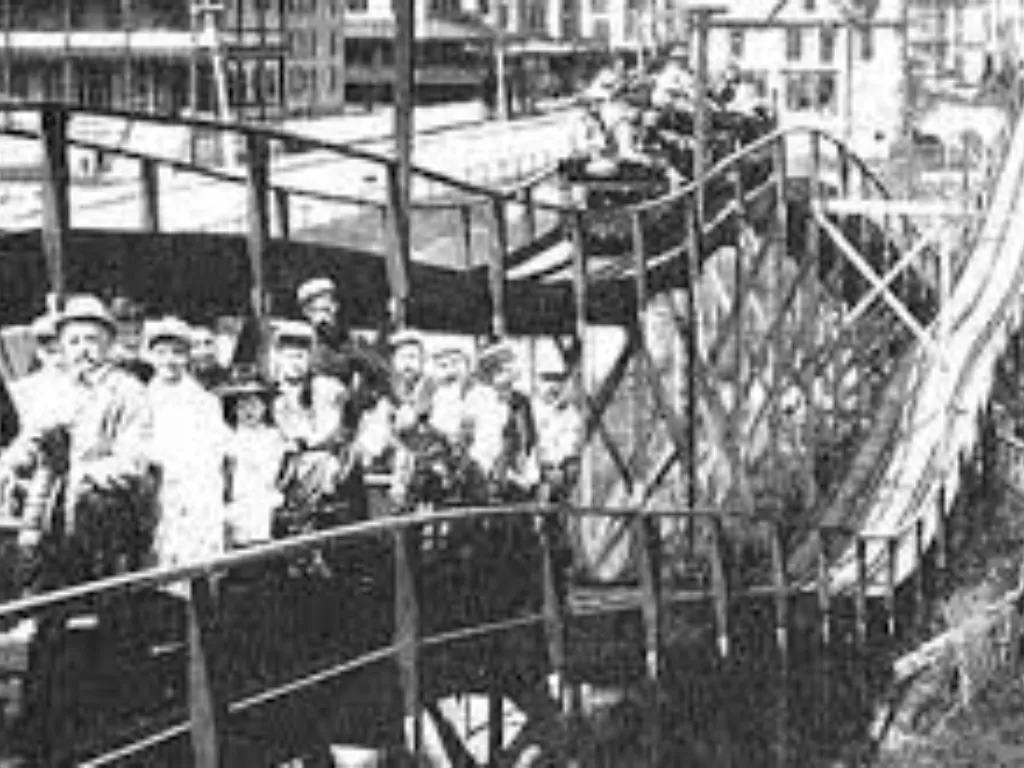 Roller coaster di Coney Island pada 1884 (Istimewa)