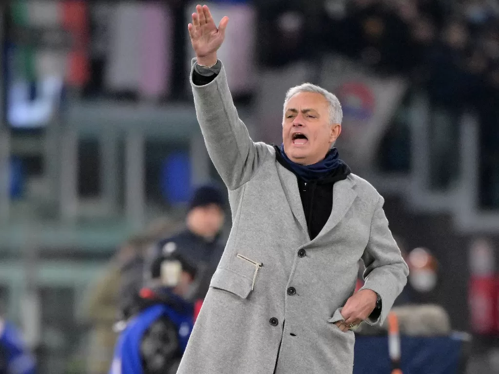 Pelatih AS Roma, Jose Mourinho. (REUTERS/Alberto Lingria)