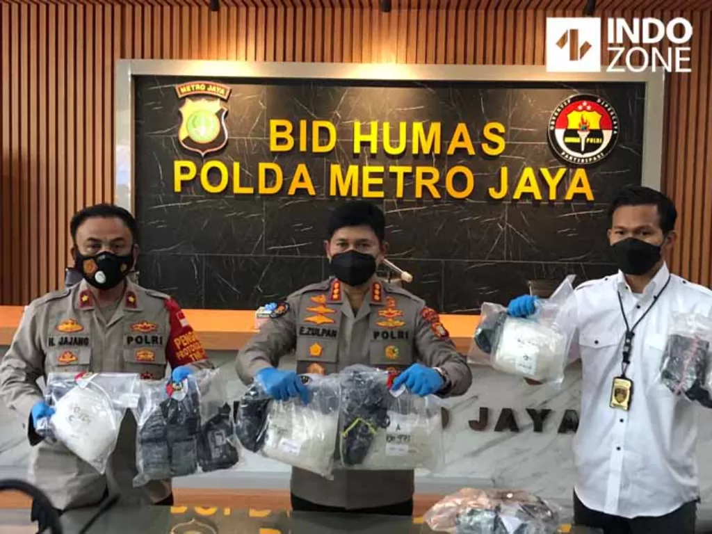 Konferensi pers pengungkapan 5 kg sabu oleh Polres Kepulauan Seribu di Mapolda Metro Jaya, Jakarta. (INDOZONE/Samsudhuha Wildansyah).