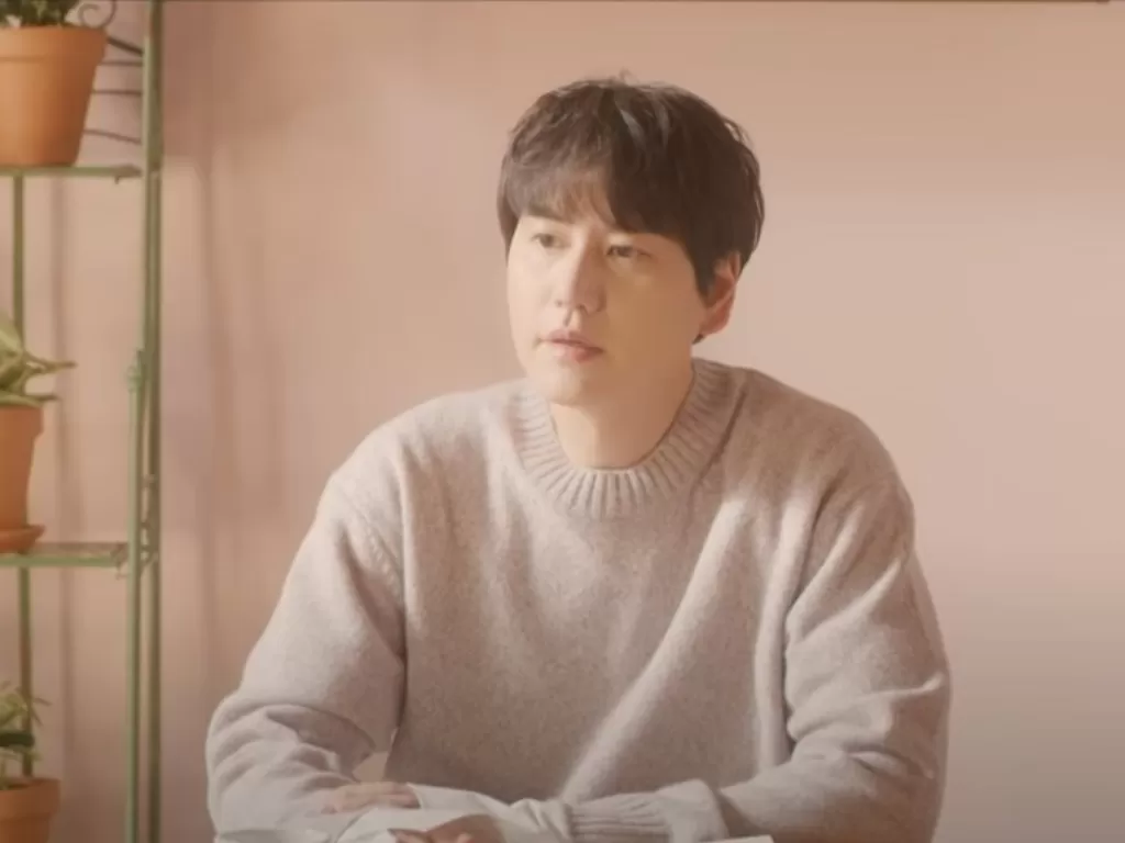 Kyuhyun dalam video musik Love Story (Istimewa)