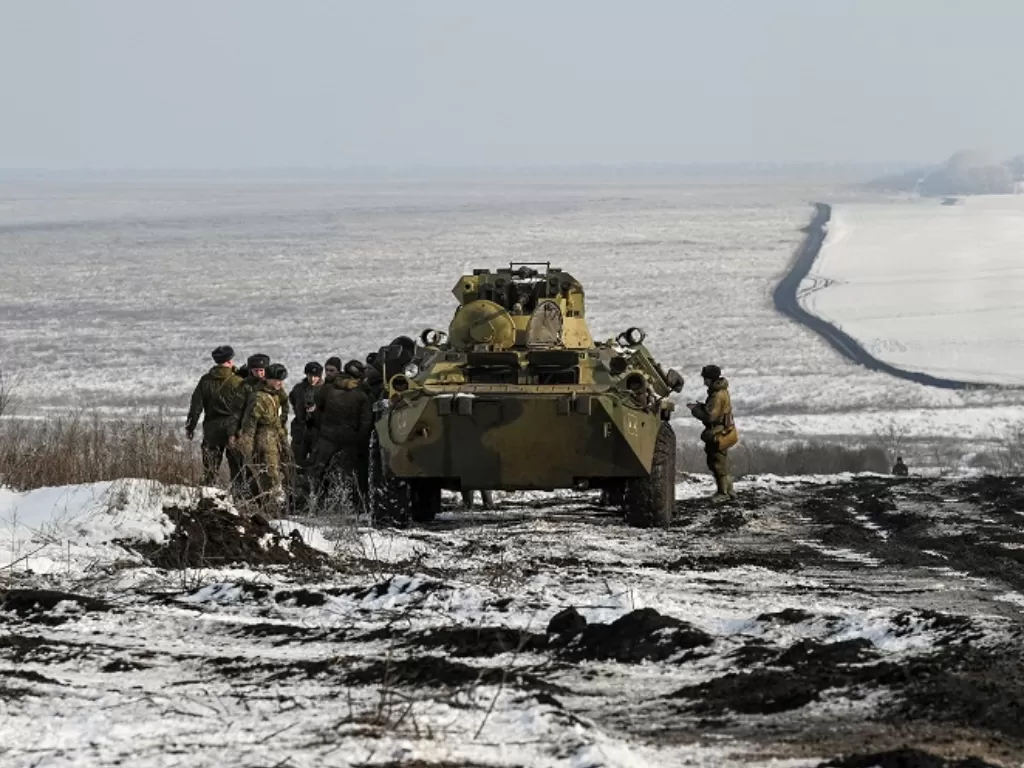 Pasukan Rusia mulai melakukan rencana untuk menginvasi Ukraina. (REUTERS/Sergey Pivovarov)