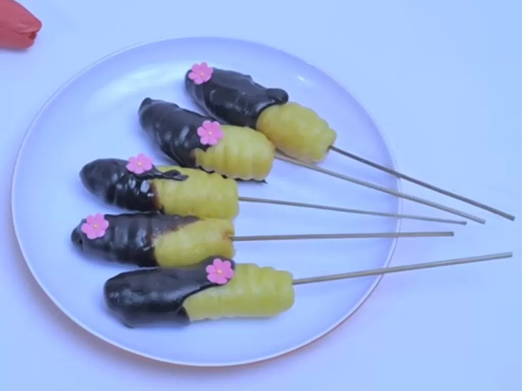 Pisang goreng churros. (YouTube/The Hasan Video)
