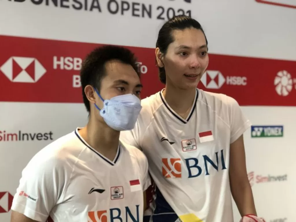   Ganda campuran Hafiz Faizal/Gloria Emanuelle Widjaja terhenti di perempat final Indonesia 2021 Open di Bali, Jumat. (Antaranews/Roy Rosa Bachtiar)