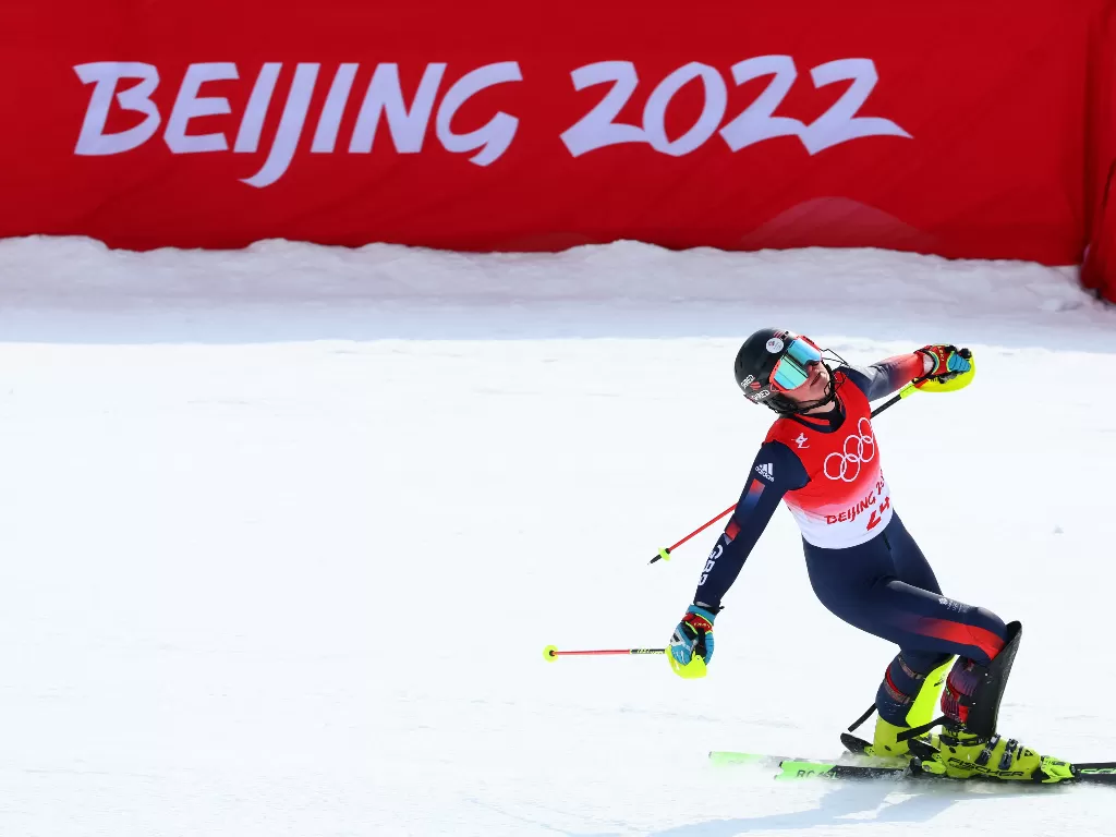 Olahraga ski di Olimpiade Beijing 2022. (REUTERS/Denis Balibouse)