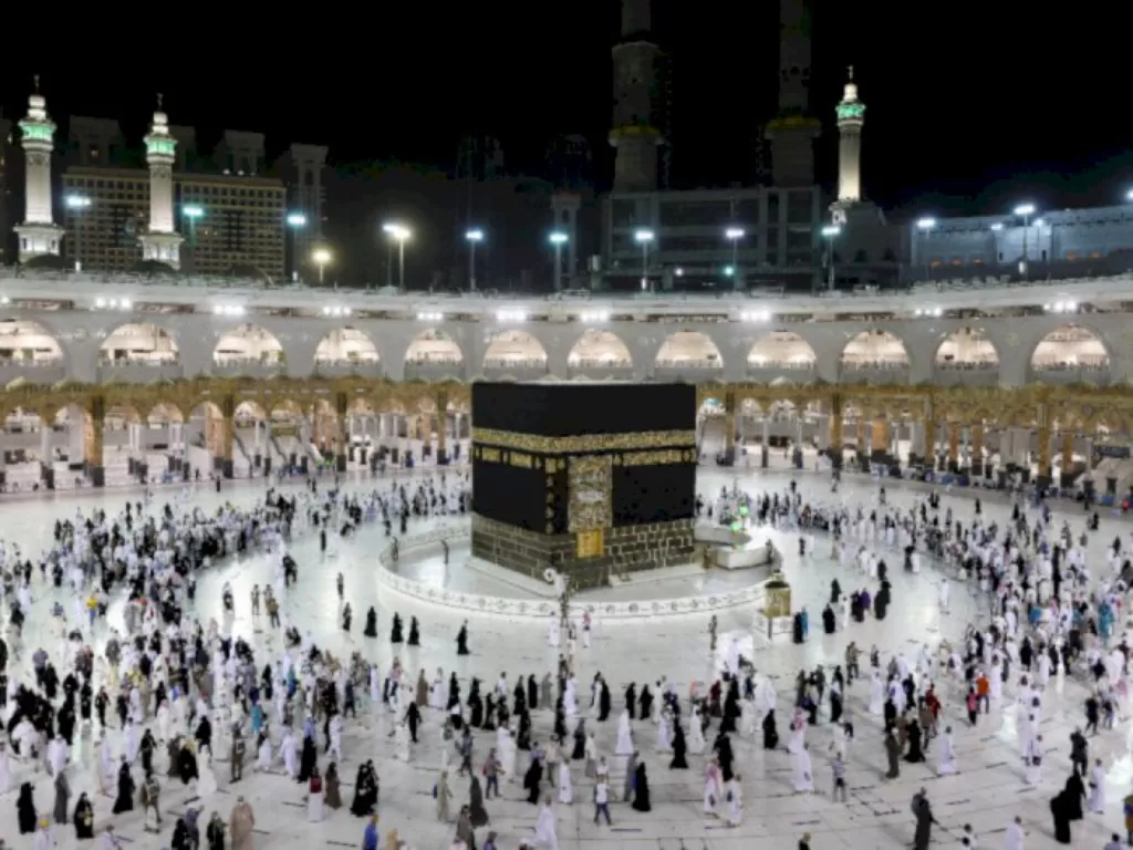 Tawaf selama haji tahunan, di kota suci Mekkah, Arab Saudi. (REUTERS/Ahmed Yosri/ilustrasi)