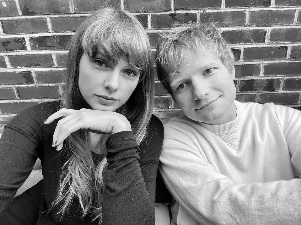 Ed Sheeran dan Taylor Swift. (Instagram/@teddyphotos)