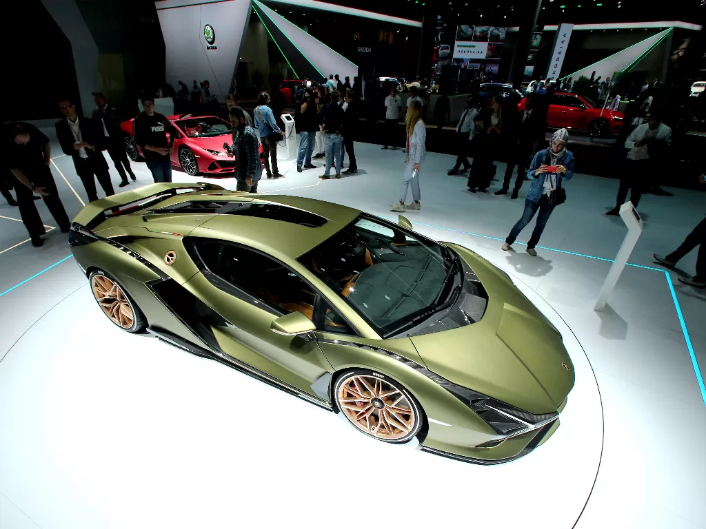 Supercar Lamborghini. (REUTERS/Ralph Orlowski)
