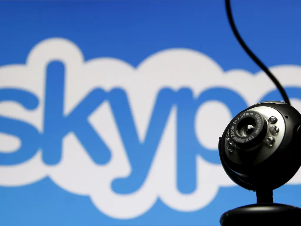 Ilustrasi aplikasi panggilan video, Skype. (REUTERS/Dado Ruvic)