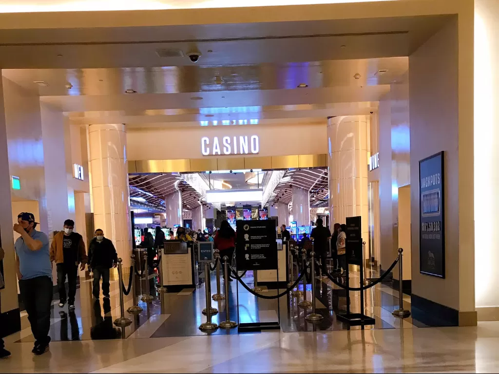 Pintu Depan Casino di MGM National Harbor, Amerika Serikat. (Susi Fatimah/IDZ Creators)