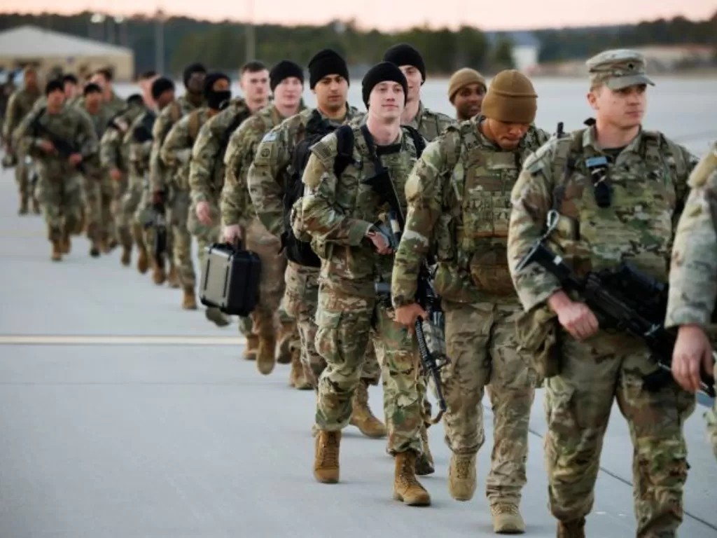 Tentara AS dipersiapkan menuju Eropa. (REUTERS/Jonathan Drake)