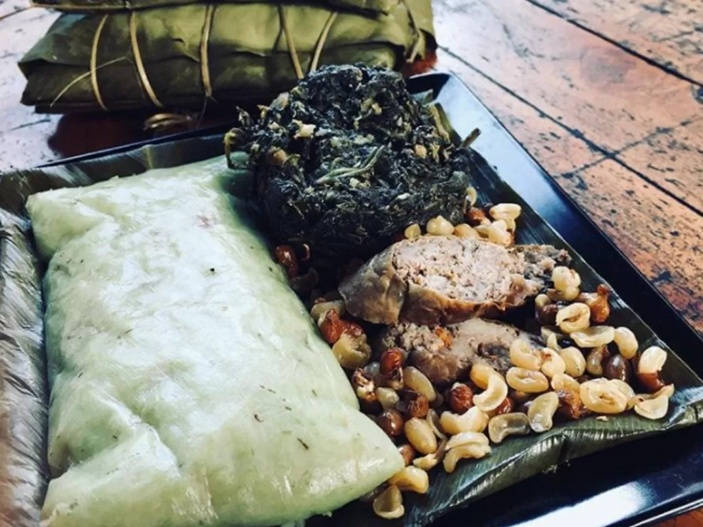 Makanan yang selalu ada saat Hari Raya Nyepi. (Instagram/@bali_punya_cerita)