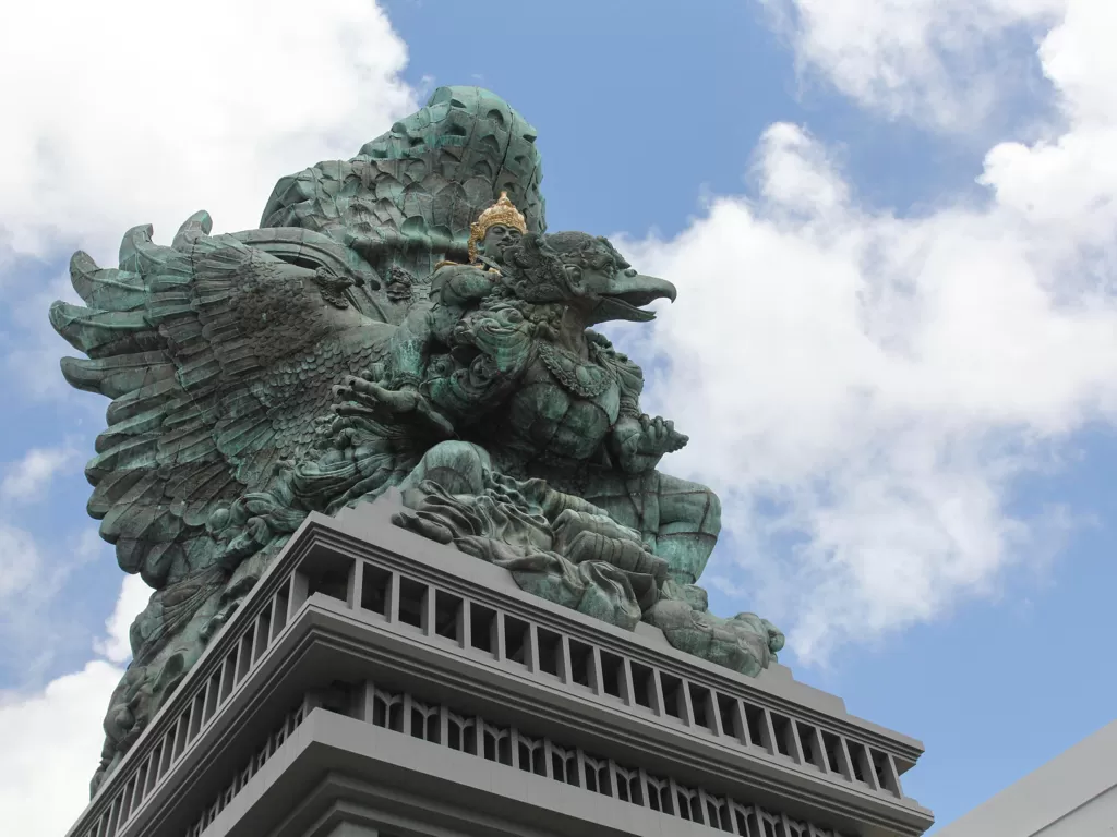 Patung Garuda Wisnu Kencana di Bali (Rizal Fanany/IDZ Creators)
