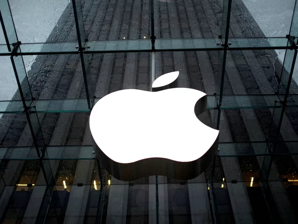 Logo perusahaan Apple. (REUTERS/Mike Segar)