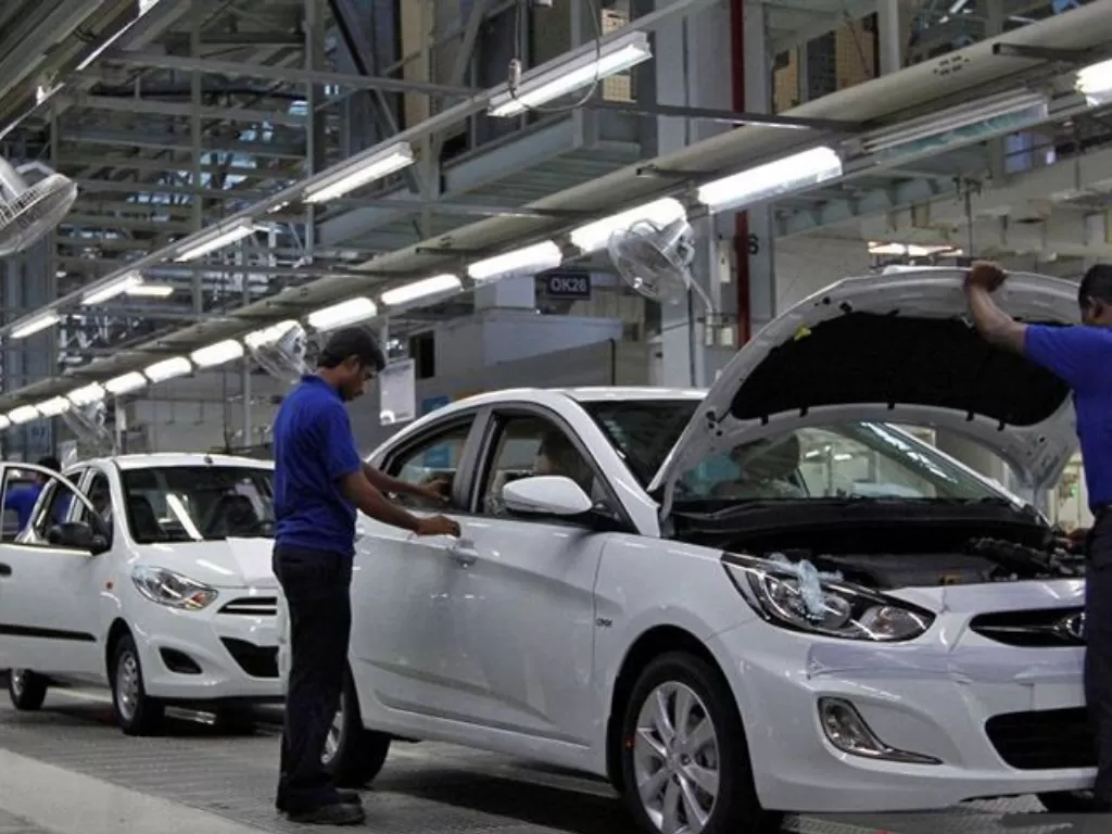 Pekerja merakit mobil di pabrik Hyundai Motor. (ANTARA/REUTERS/Babu/as/aa.)