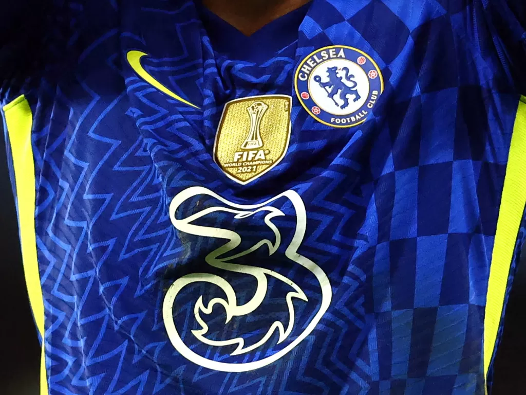 Chelsea tanpa sponsor. (REUTERS/David Klein)