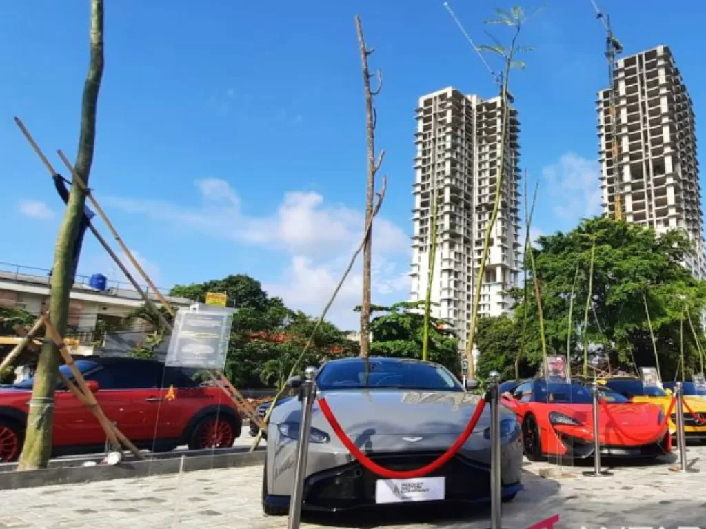 Deretan sportcar dan supercar yang mejeng dalam acara Rocket Super Sunday di Jakarta (ANTARA/Ho)