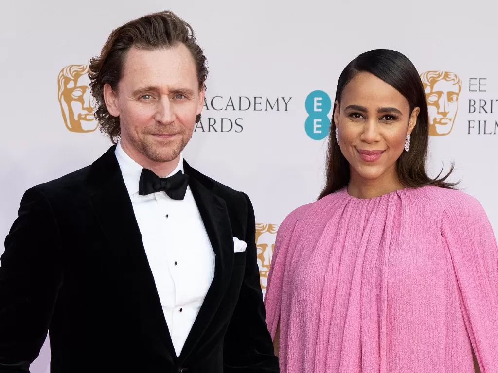 Tom Hiddleston dan Zawe Ashton di British Academy Film Awards. (Photo/People)