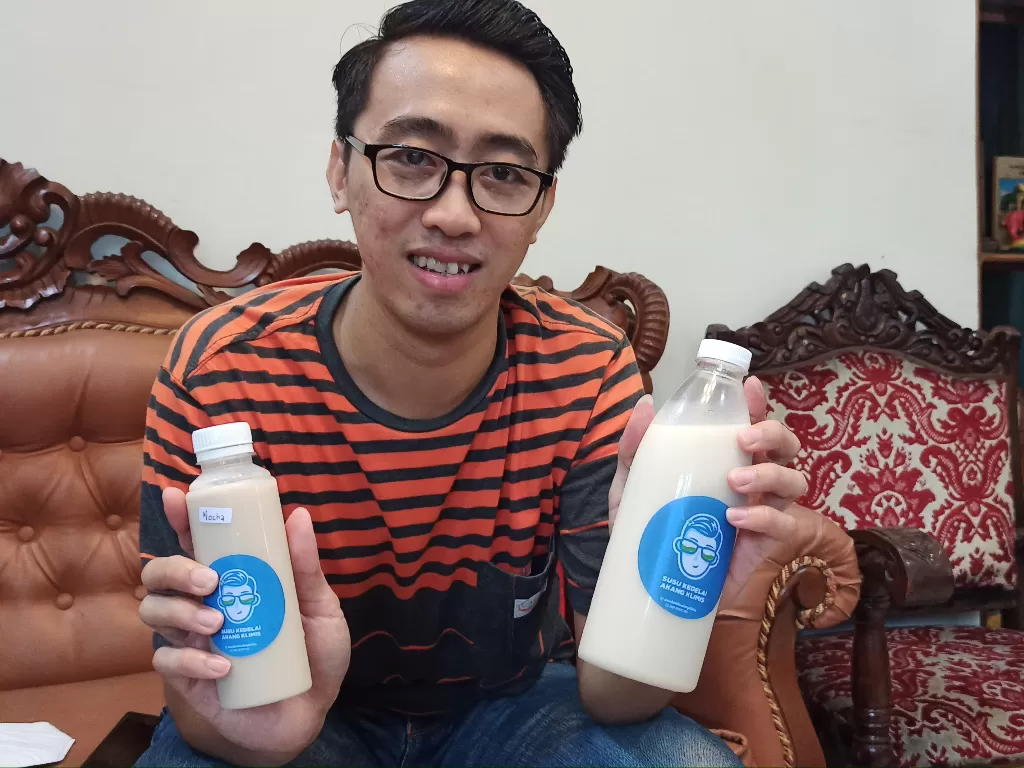Pembuat susu kedelai 'Akang Klimis' (Pramita Kusumaningrum/IDZ Creators)