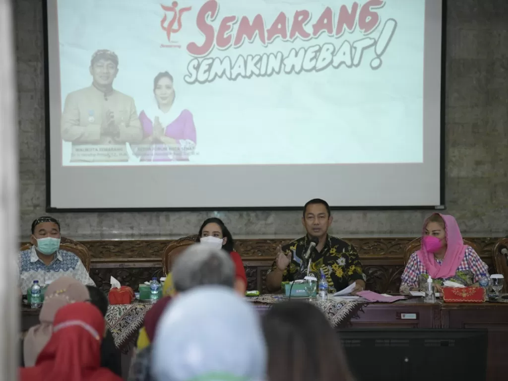 Wali Kota Semarang, Hendrar Prihadi (Kedua dari kanan) (Istimewa)