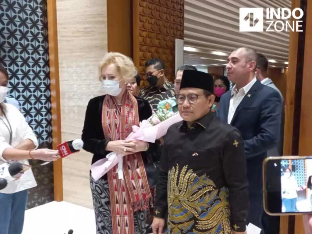 Wakil Ketua DPR RI Muhaimin Iskandar bertemu dengan Duta besar Rusia untuk Indonesia Lyudmila Georgievna Vorobieva (INDOZONE/Harits Tryan)
