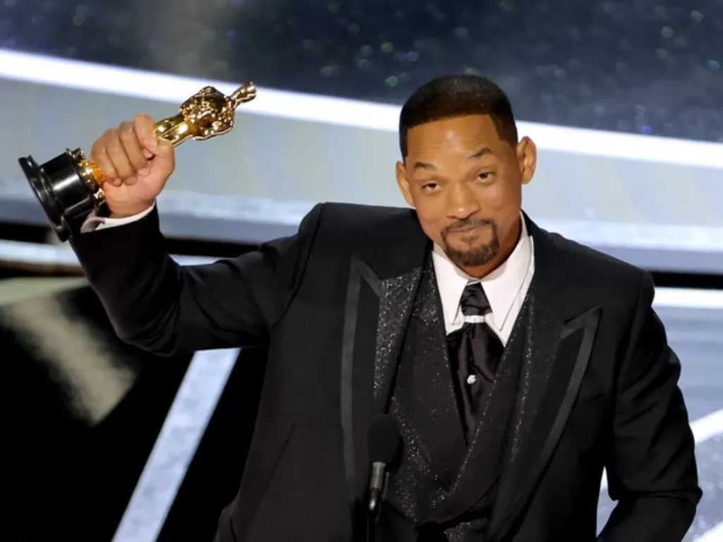 Will Smith memenangkan Oscar 2022. (Twitter/Blomberg)
