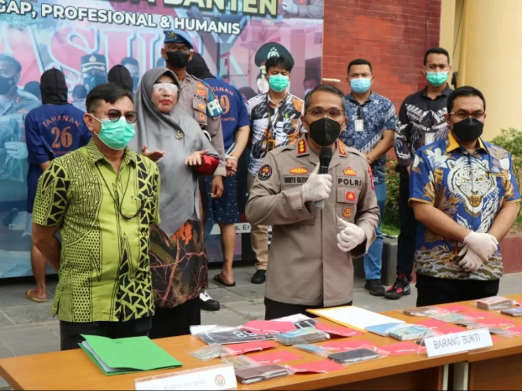 Polda Banten menyiduk sindikat penimbun Solar. (Dok. Polda Banten)
