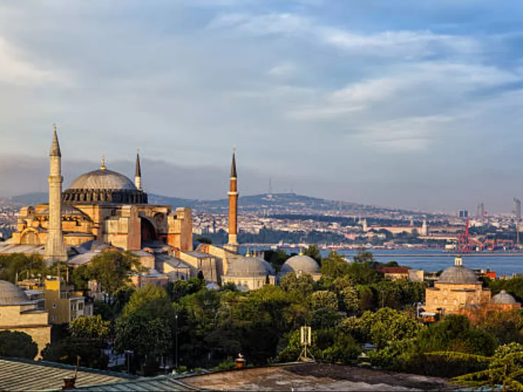 Hagia Sophia di Istanbul, Turki (Unsplash/damircudic)