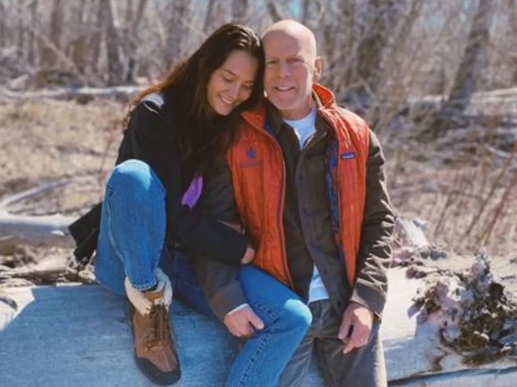 Postingan istri Bruce Willis pasca pensiun dan diagnosa Afasia. (Photo/Instagram/@emmahemingwillis)